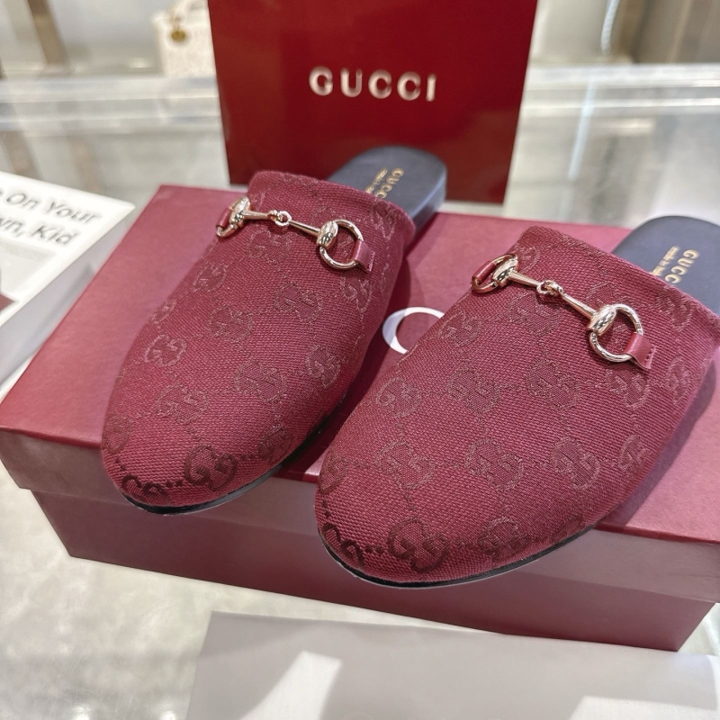 Gvc*1 slippers